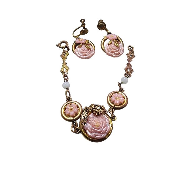 Antique Unusual Carved Glass/Stone Flower Bracelet Set w/ Brass Detailing A2974 - Picture 1 of 5